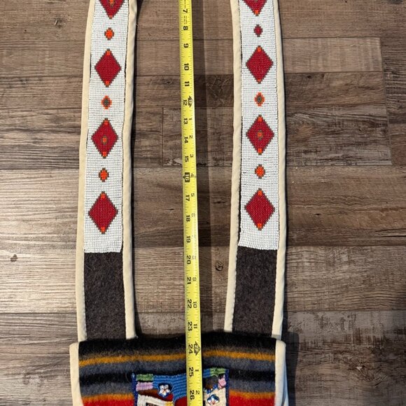 Vintage Handmade Native American Indian Indigenous Beaded Cross Body Purse - Picture 15 of 16